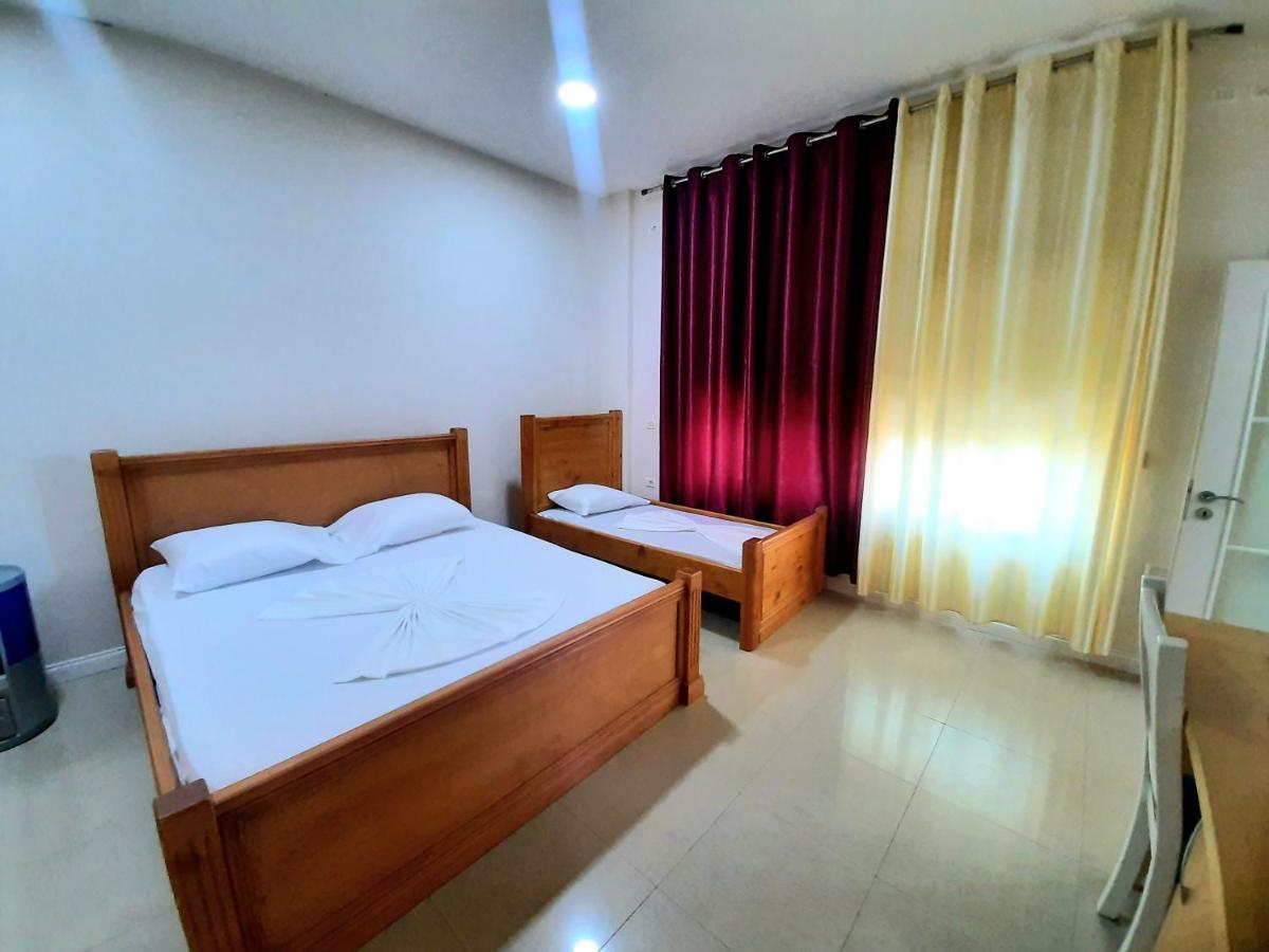 Hotel Vila Giorgio Shkodër Dış mekan fotoğraf
